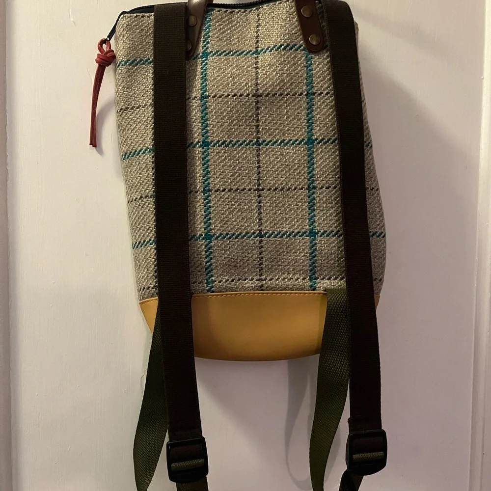 Daniel Chong backpack only used once! - Picture 2 of 6